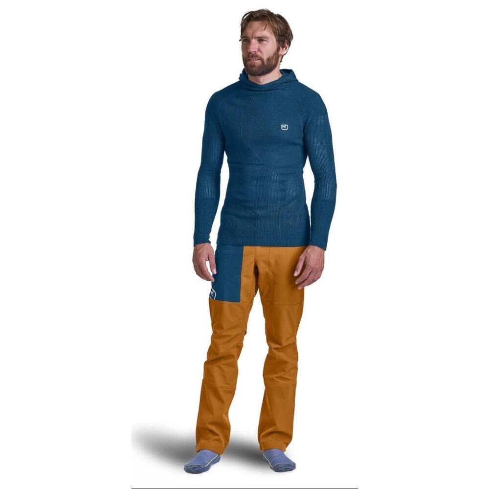 Ortovox Merino Thermovent Hoody mountaineering performance ski virginwool blue
